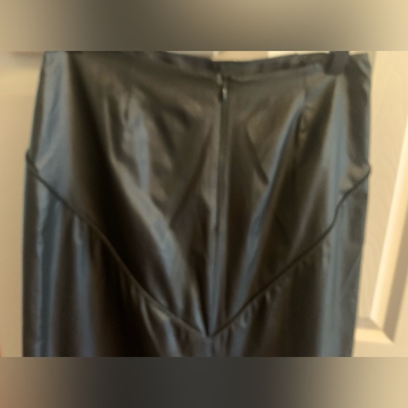 Emma Black for Saks 5th Avenue Outlet Elegant Black Maxi Skirt - SZ 4 - Picture 7 of 11